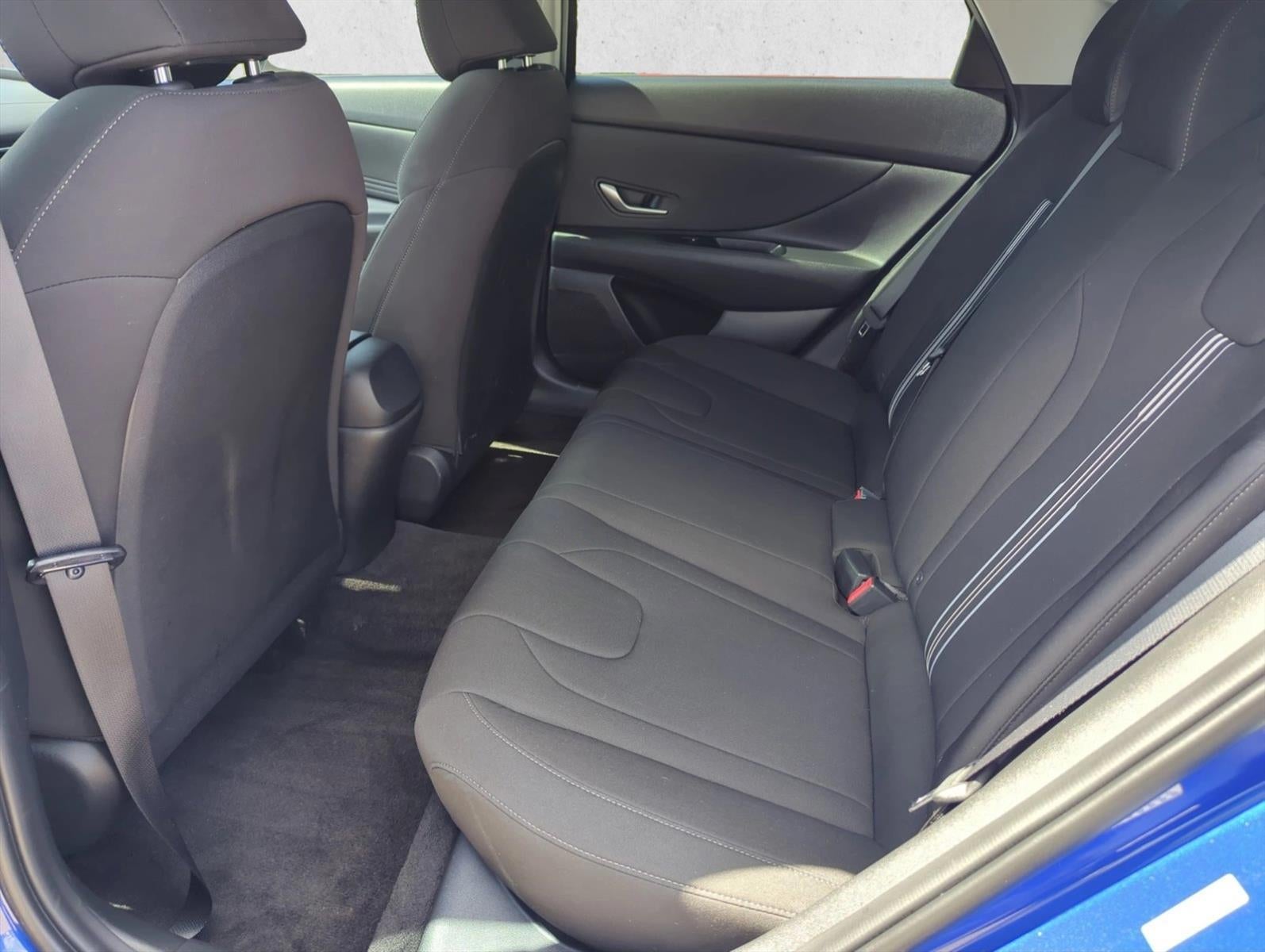 2023 Hyundai ELANTRA SEL IVT