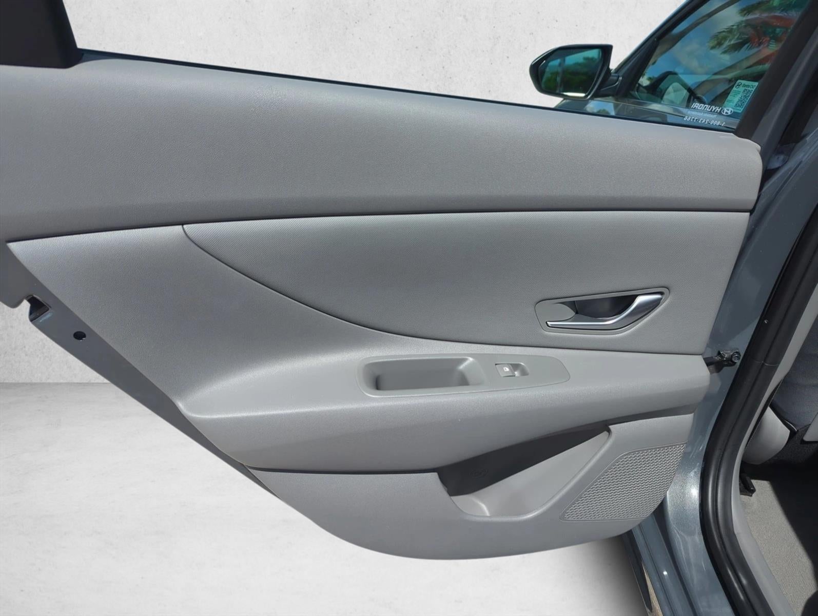 2025 Hyundai ELANTRA SEL Convenience IVT