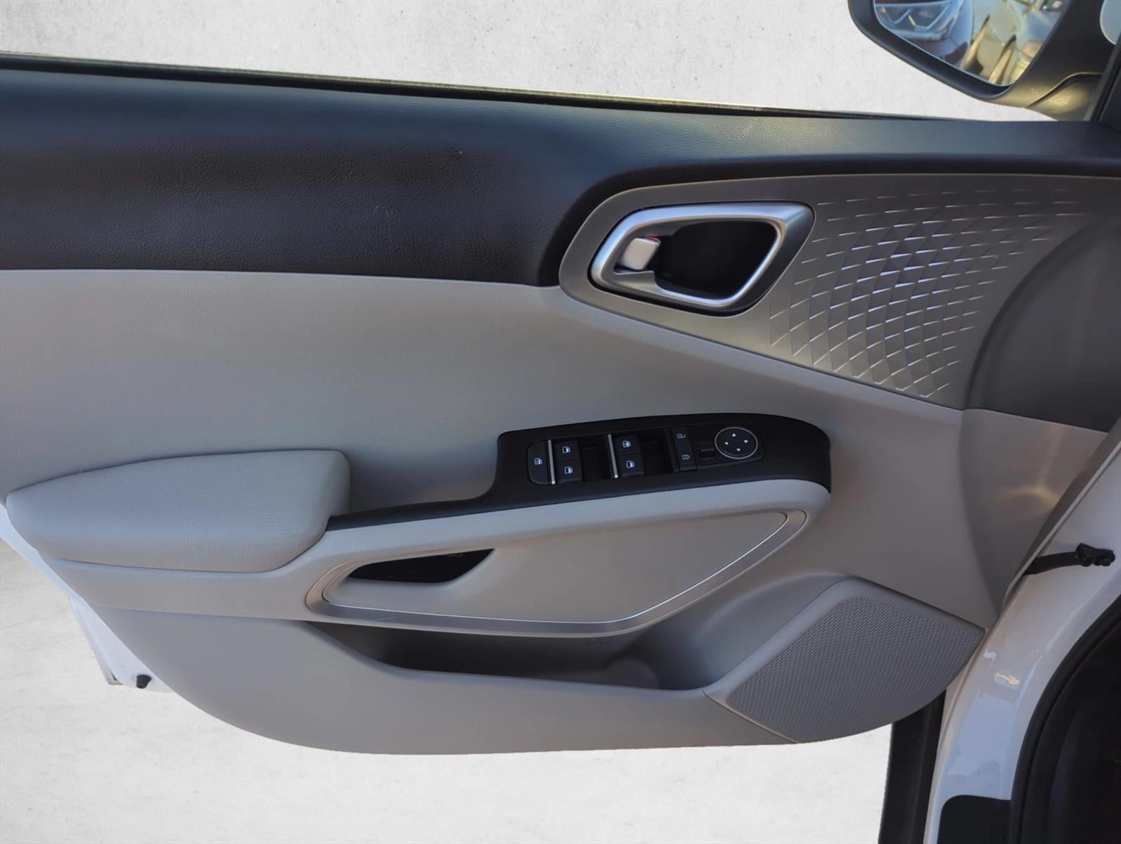 2025 Kia Soul LX FWD