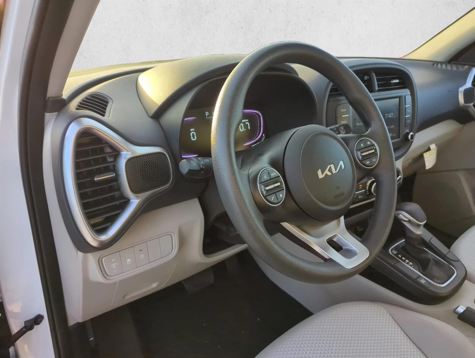 2025 Kia Soul LX FWD