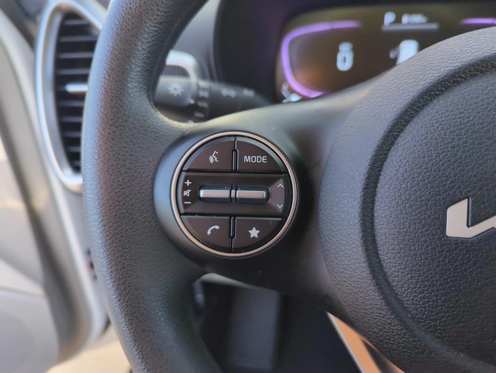 2025 Kia Soul LX FWD