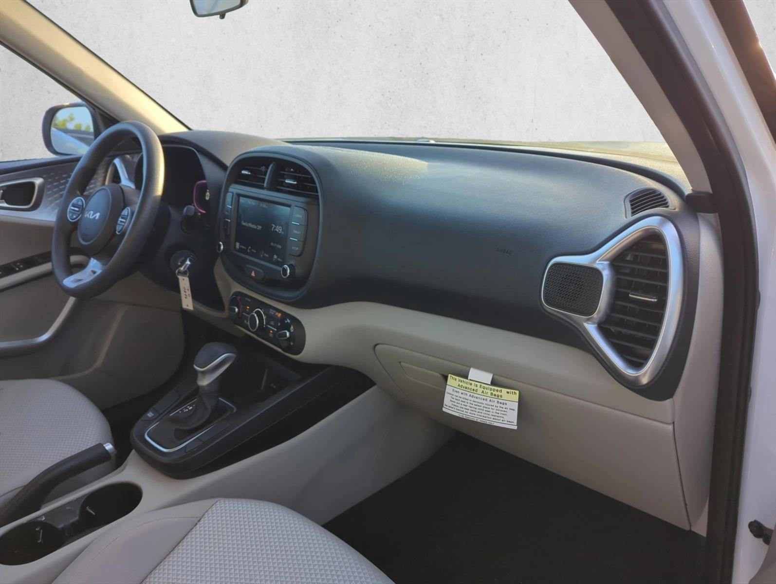 2025 Kia Soul LX FWD