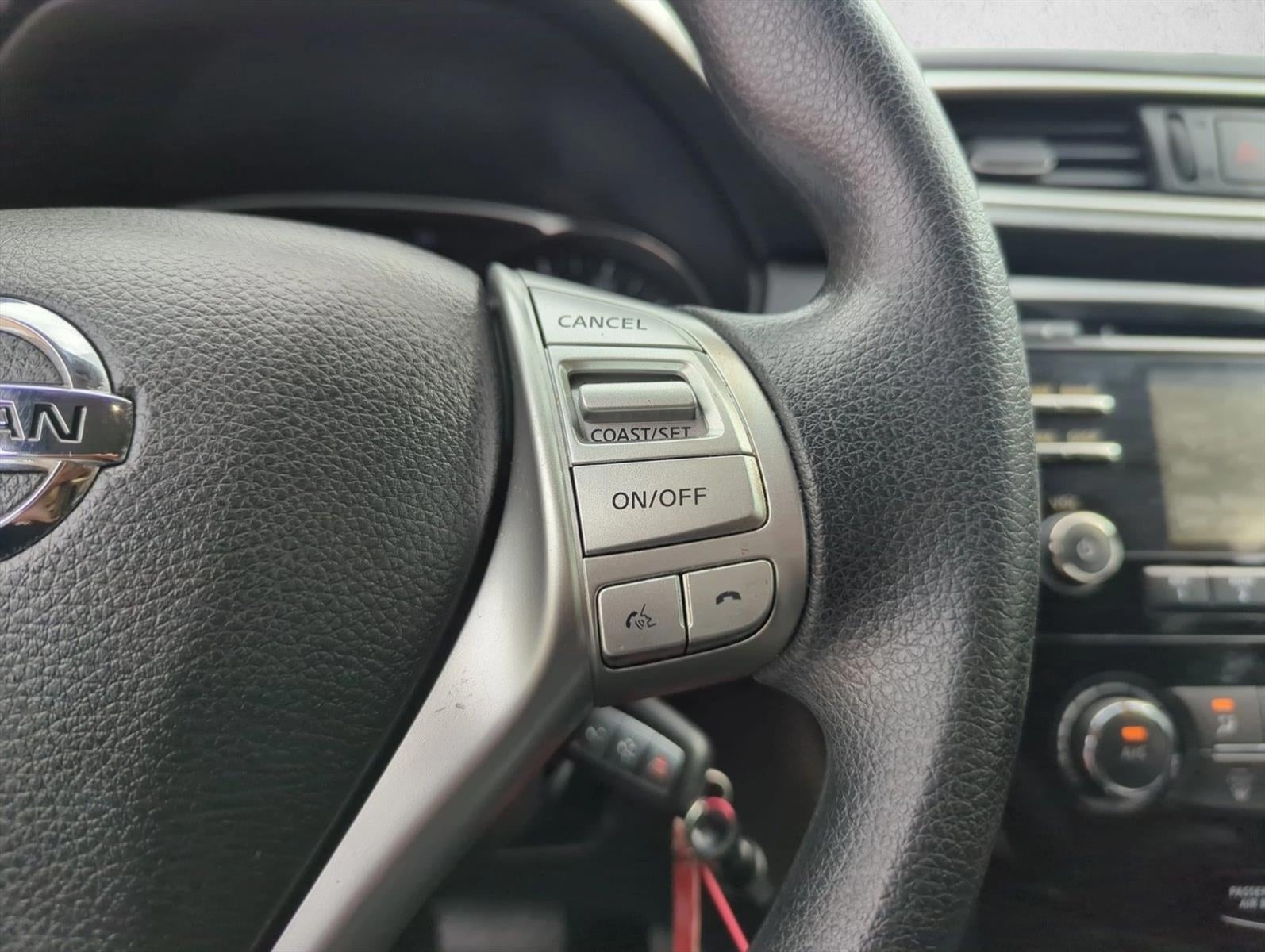 2016 Nissan Rogue FWD 4dr S