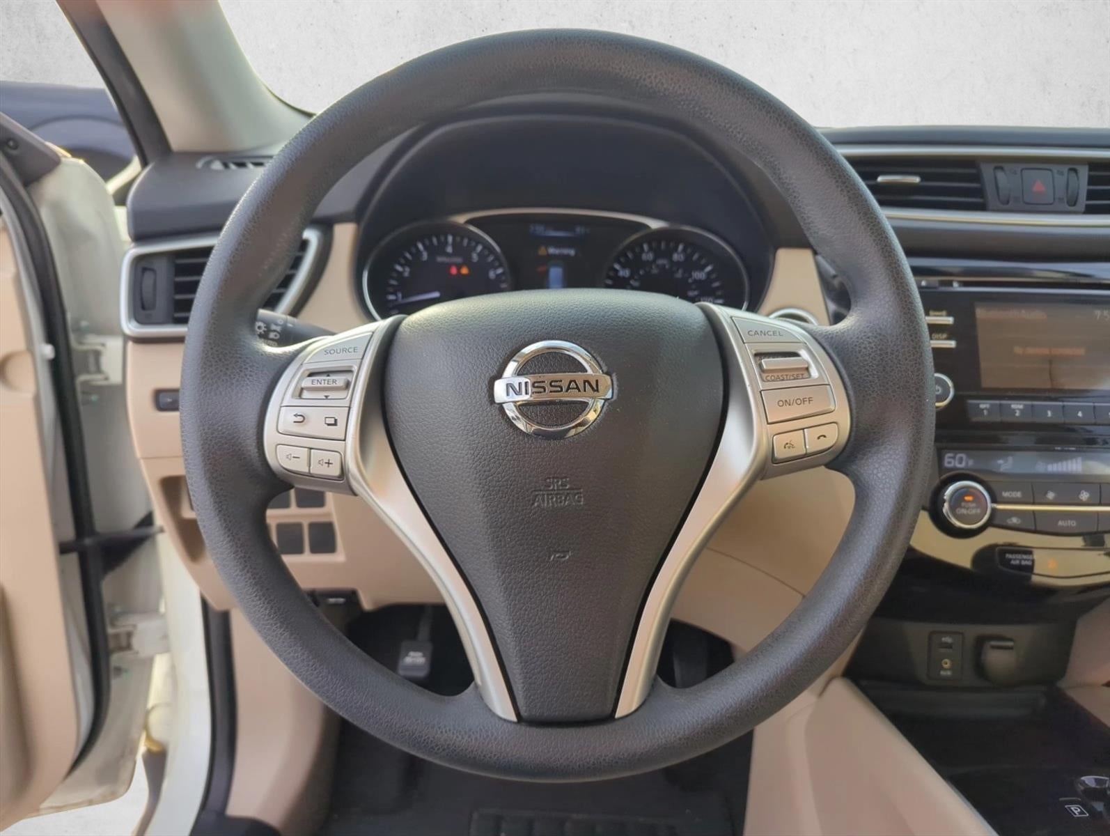 2016 Nissan Rogue FWD 4dr SV