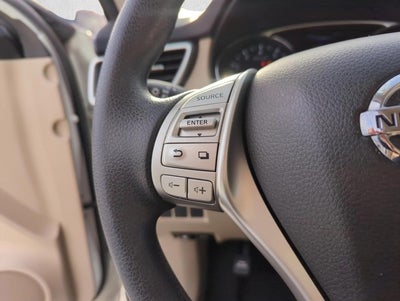 2016 Nissan Rogue FWD 4dr SV
