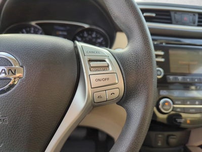 2016 Nissan Rogue FWD 4dr SV