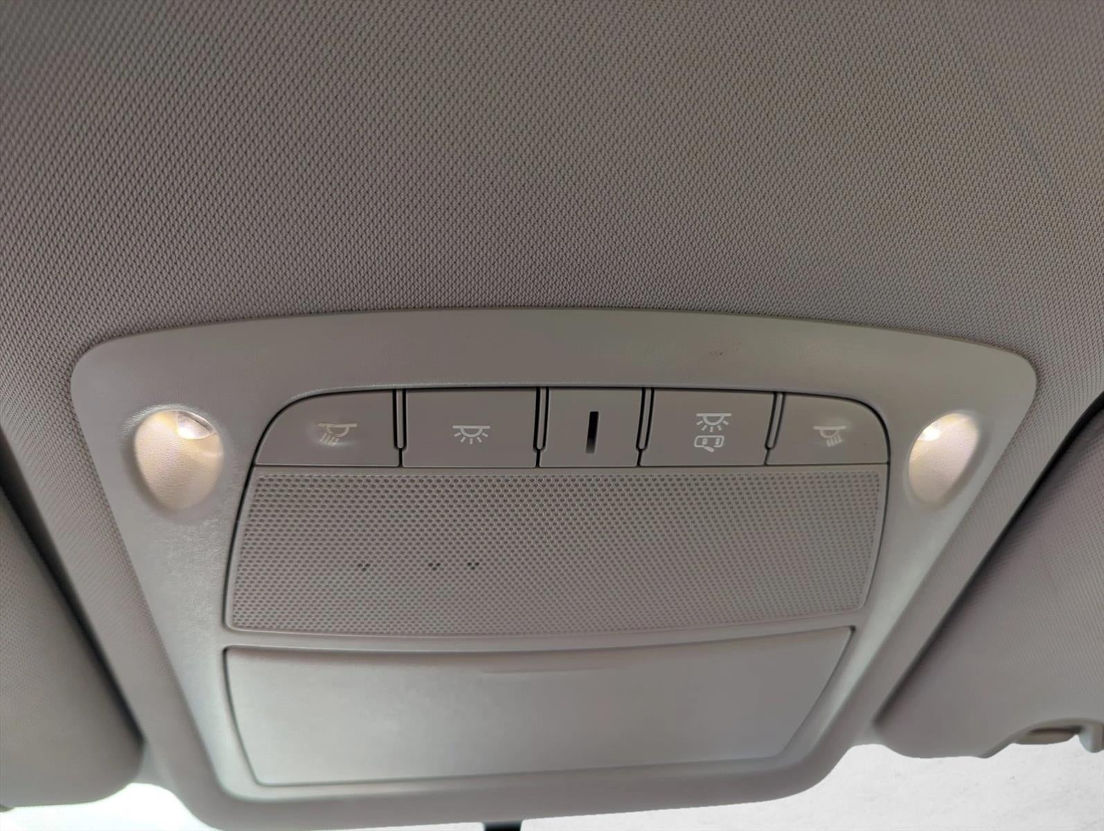 2016 Nissan Rogue FWD 4dr SV