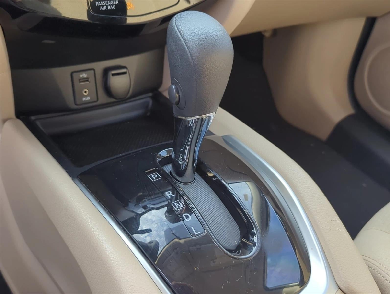 2016 Nissan Rogue FWD 4dr SV