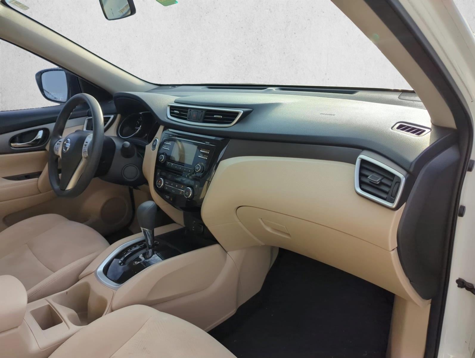 2016 Nissan Rogue FWD 4dr SV