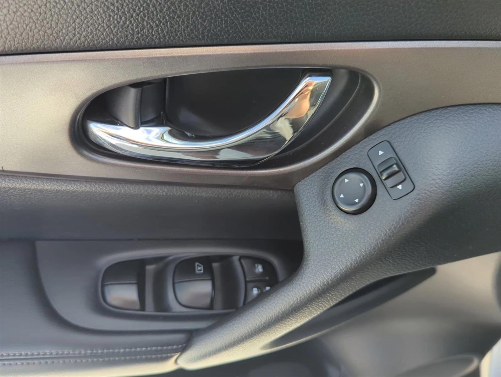 2015 Nissan Rogue AWD 4dr SV