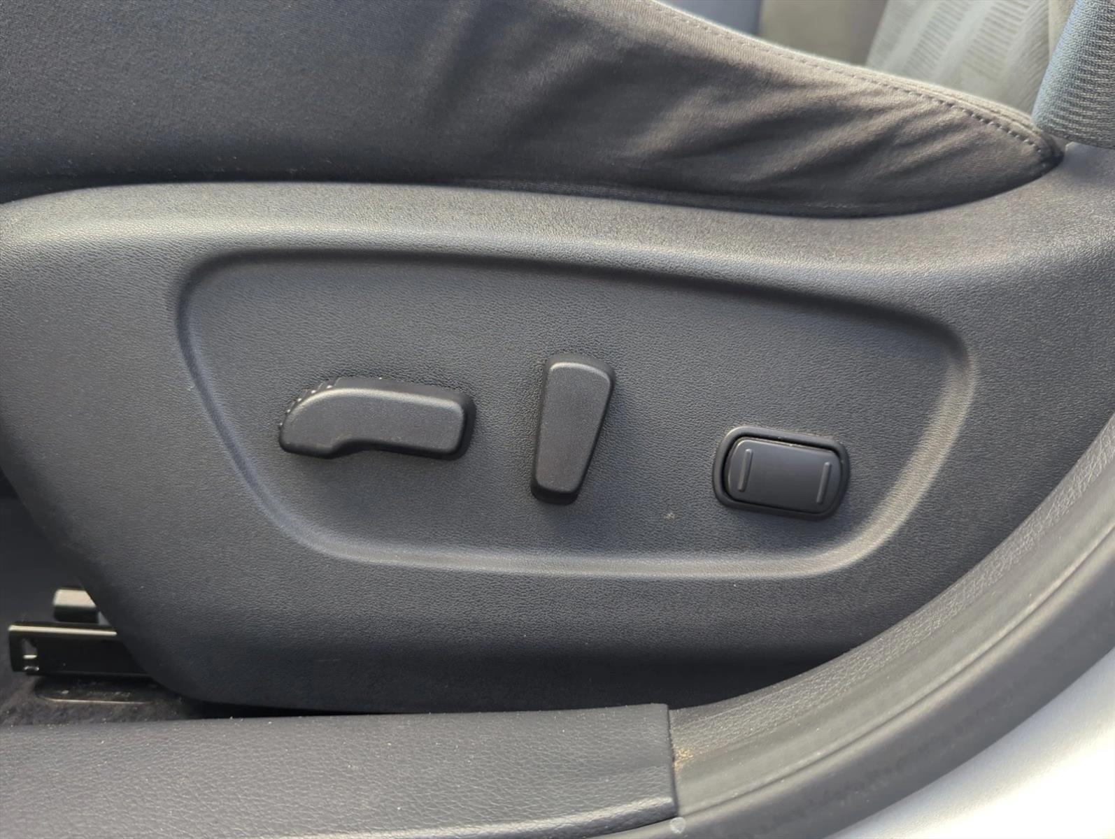 2015 Nissan Rogue AWD 4dr SV