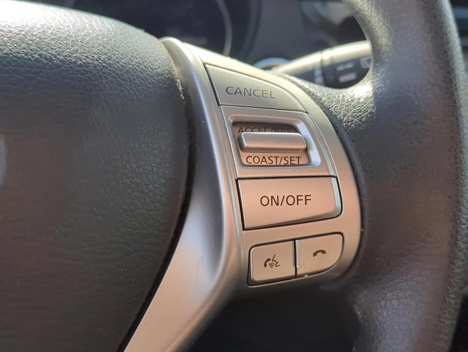 2015 Nissan Rogue AWD 4dr SV