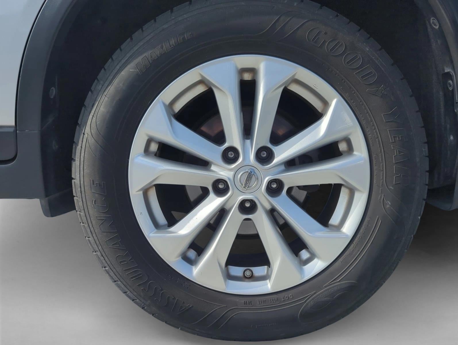 2015 Nissan Rogue AWD 4dr SV