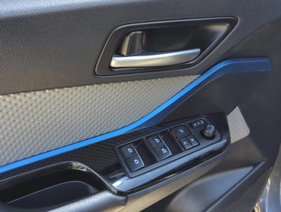 2019 Toyota C-HR XLE FWD (Natl)