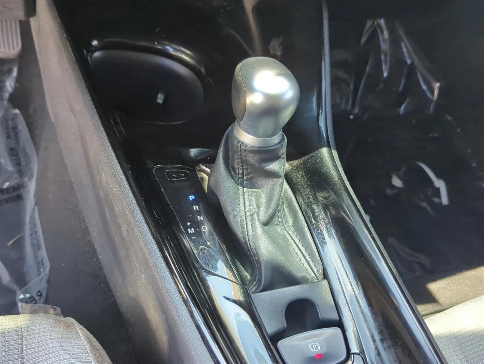 2019 Toyota C-HR XLE FWD (Natl)