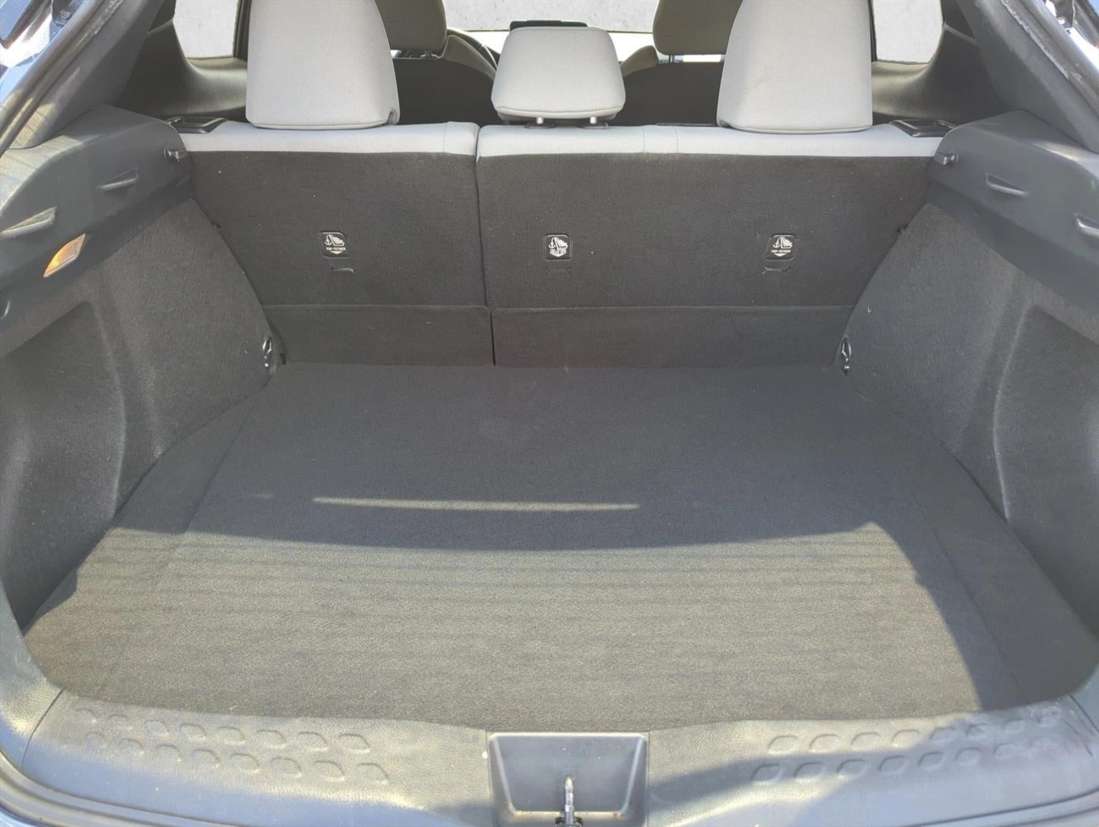 2019 Toyota C-HR XLE FWD (Natl)