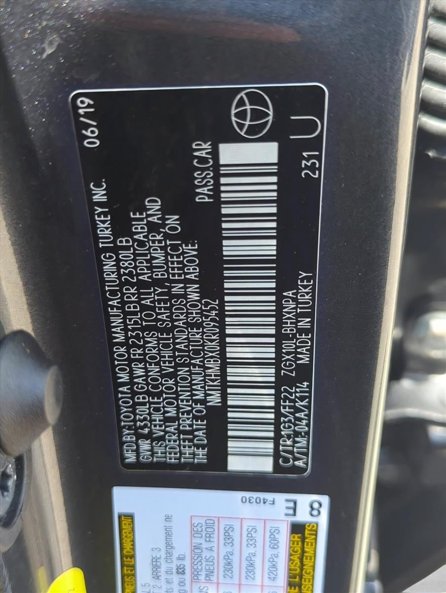 2019 Toyota C-HR XLE FWD (Natl)