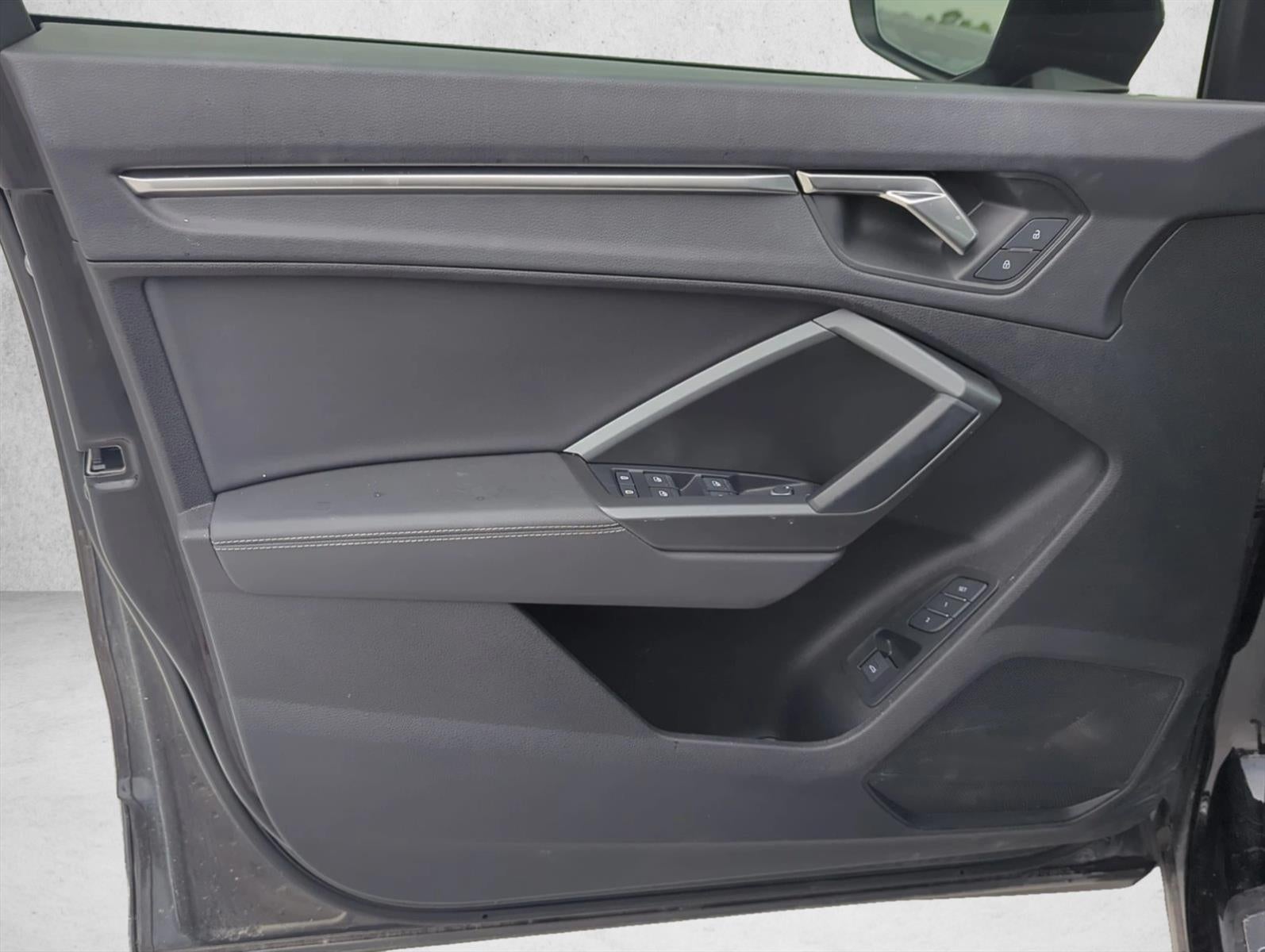 2024 Audi Q3 S line Premium 45 TFSI quattro