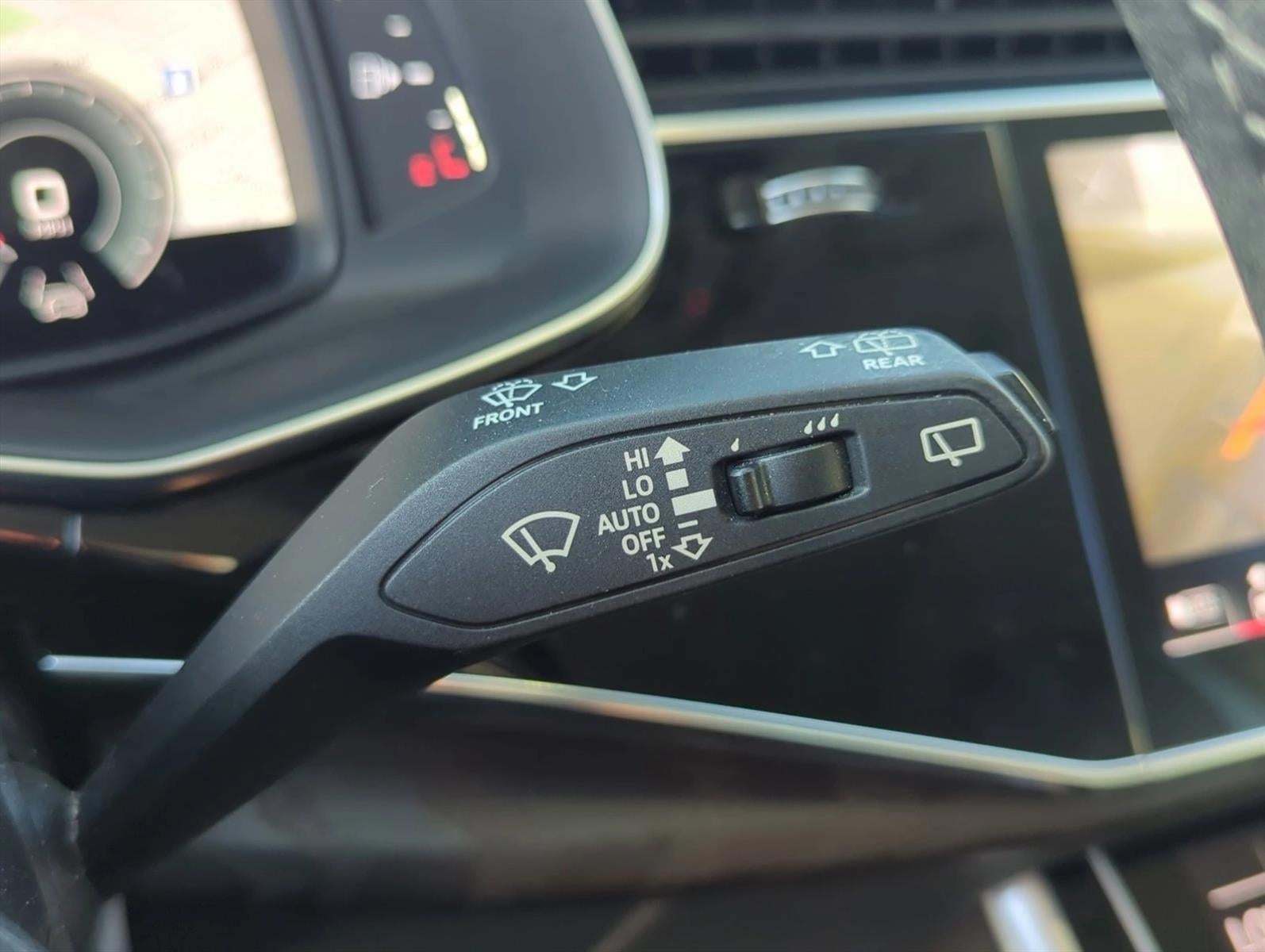 2021 Audi Q8 Premium Plus 55 TFSI quattro
