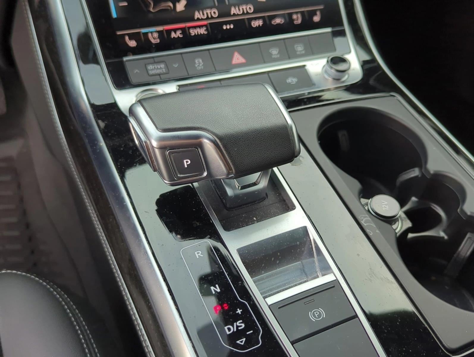 2023 Audi Q8 Premium Plus 55 TFSI quattro