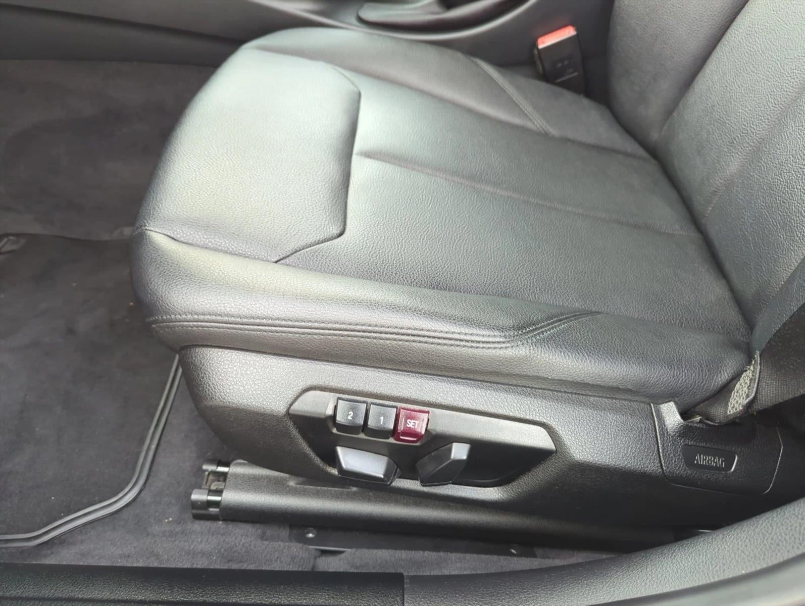2015 BMW 328i xDrive Sedan
