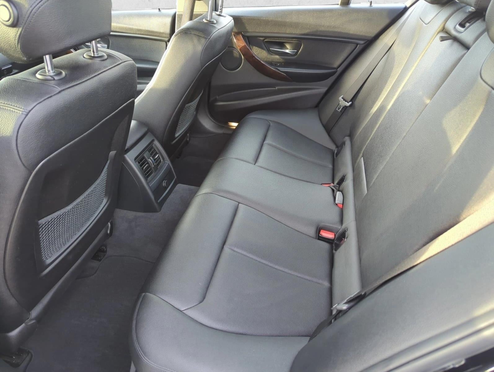 2015 BMW 328i xDrive Sedan