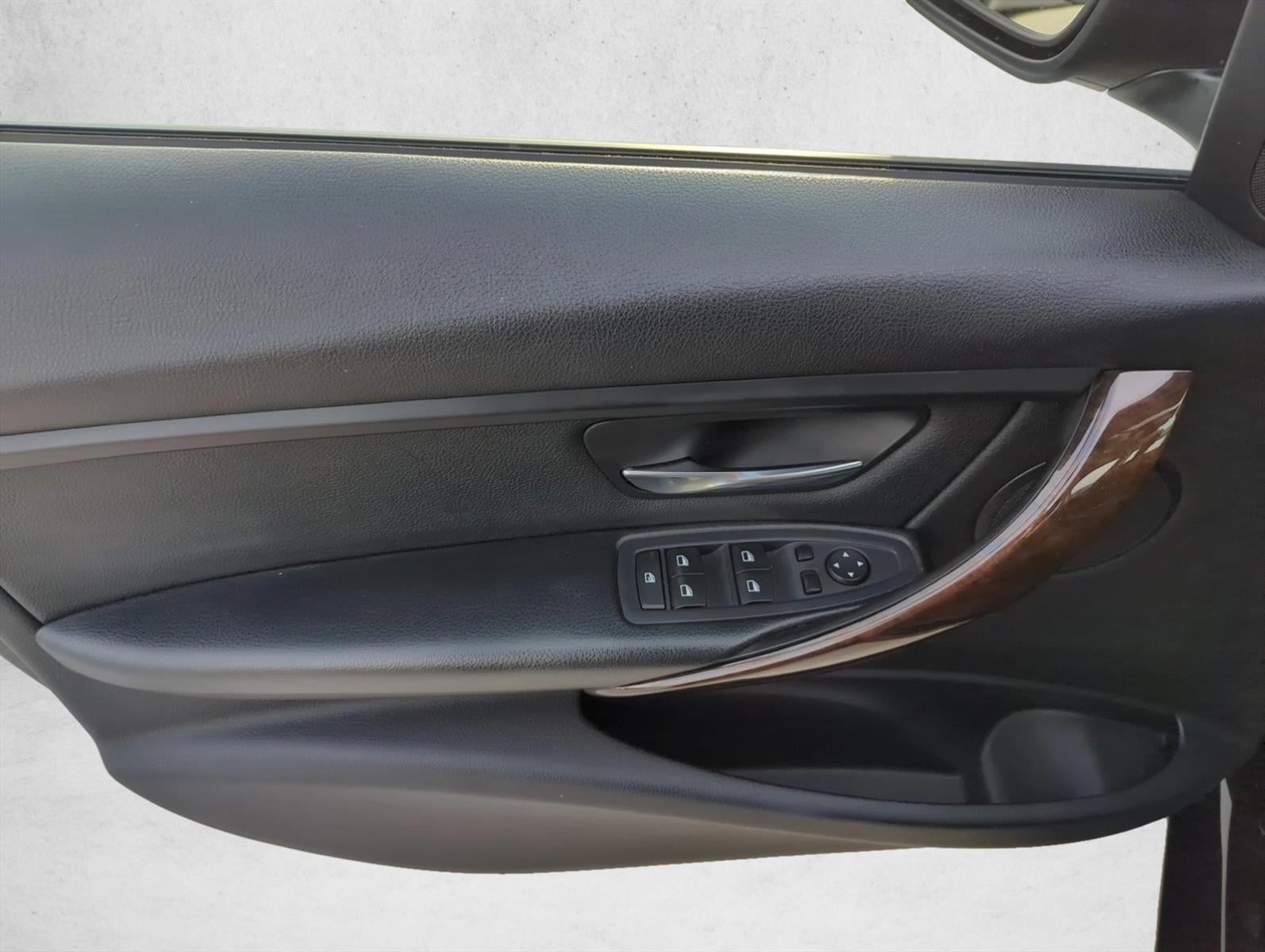 2015 BMW 328i xDrive Sedan
