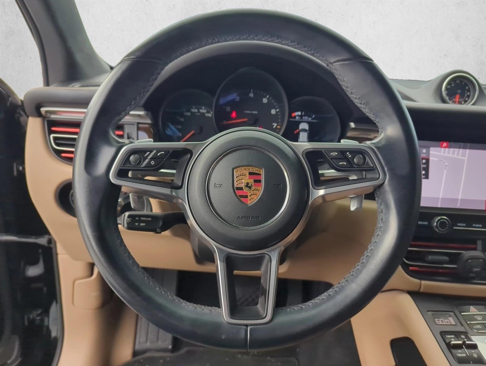 2020 Porsche Macan AWD
