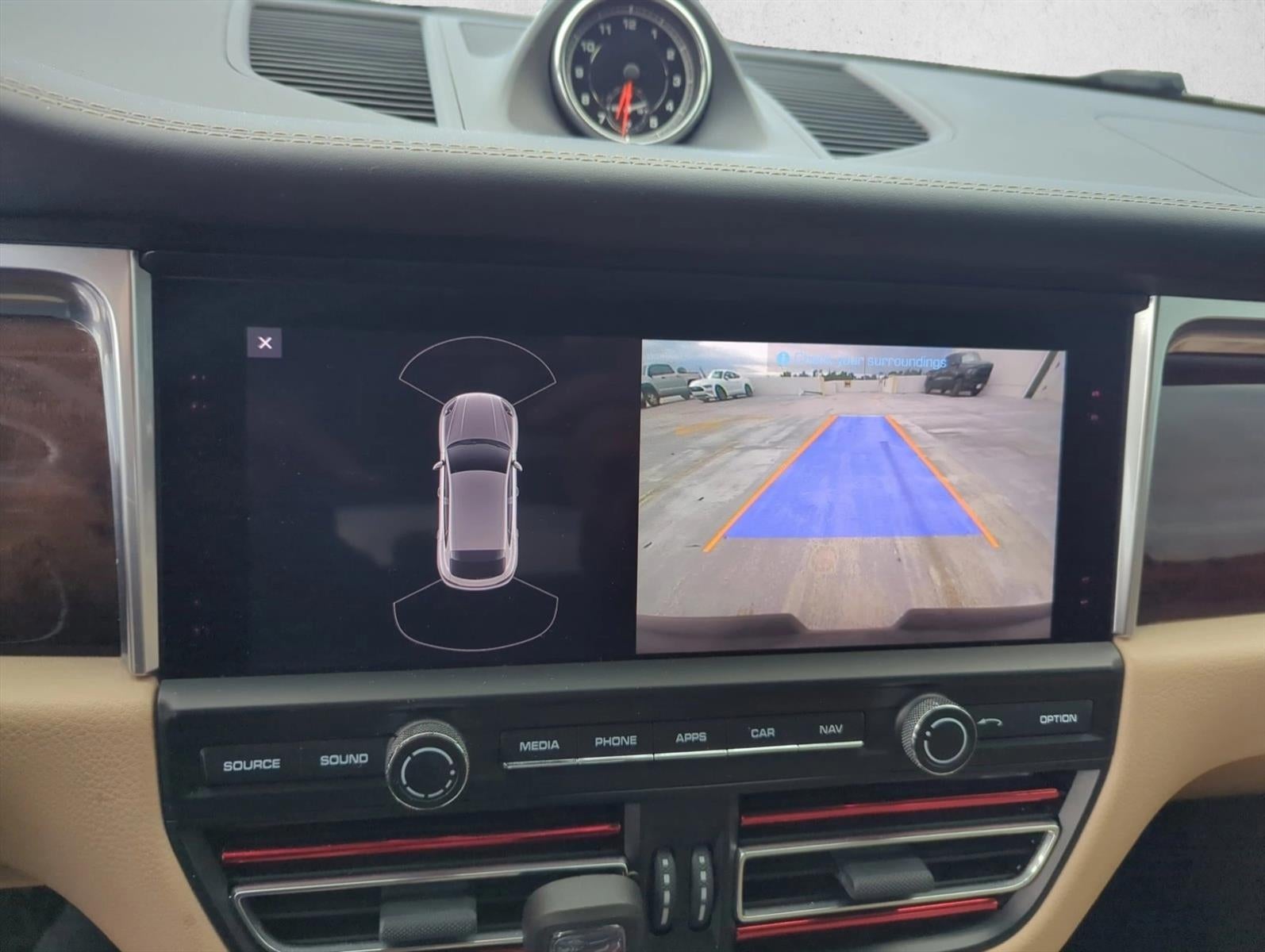 2020 Porsche Macan AWD