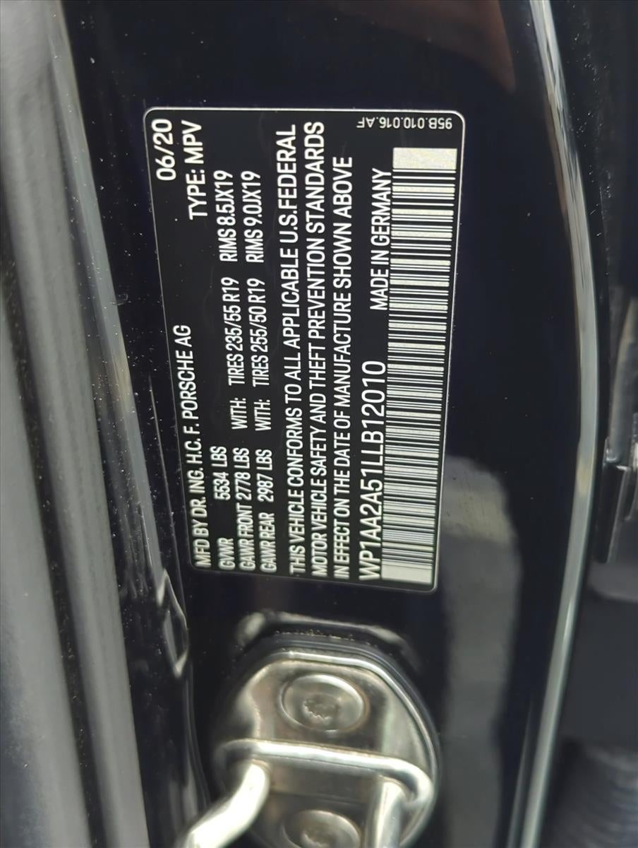 2020 Porsche Macan AWD