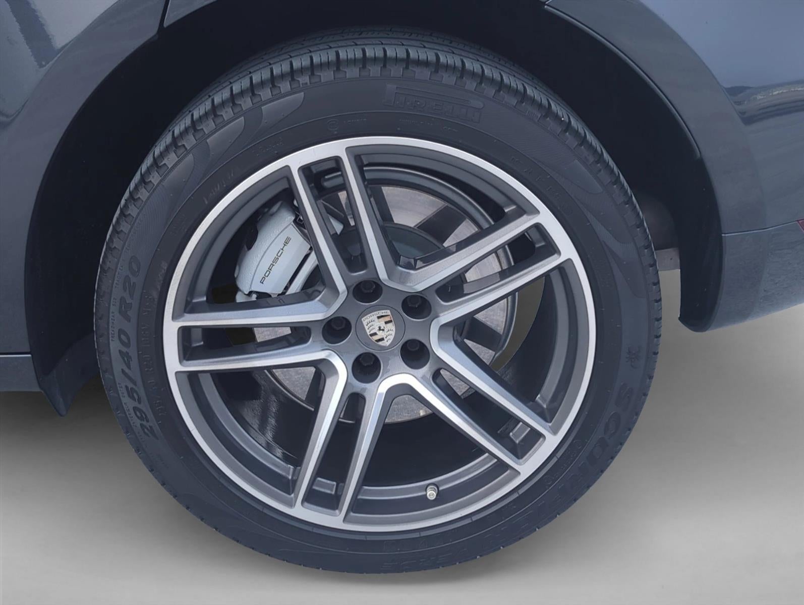 2020 Porsche Macan Turbo AWD