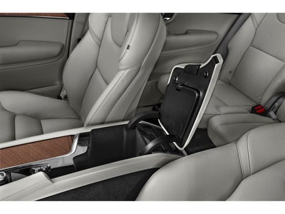 2022 Volvo XC90 T5 FWD Momentum 7P