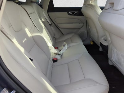 2020 Volvo XC60 T5 FWD Momentum