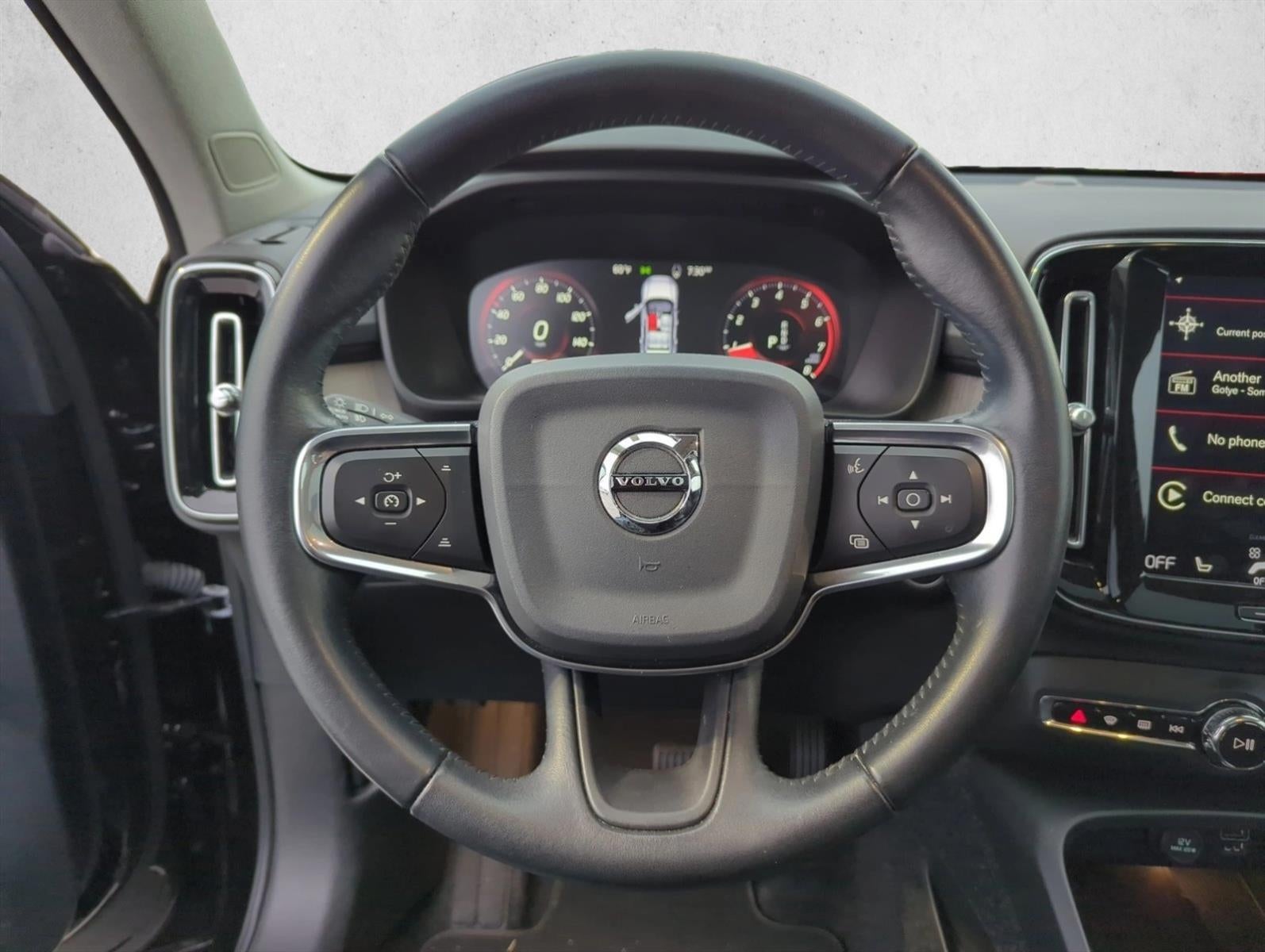 2020 Volvo XC40 T5 AWD Inscription