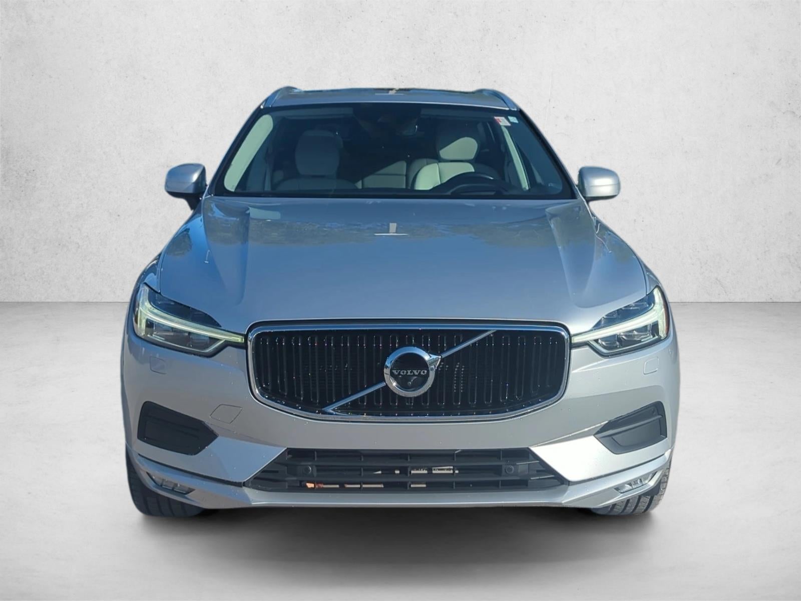 2020 Volvo XC60 T6 AWD Momentum