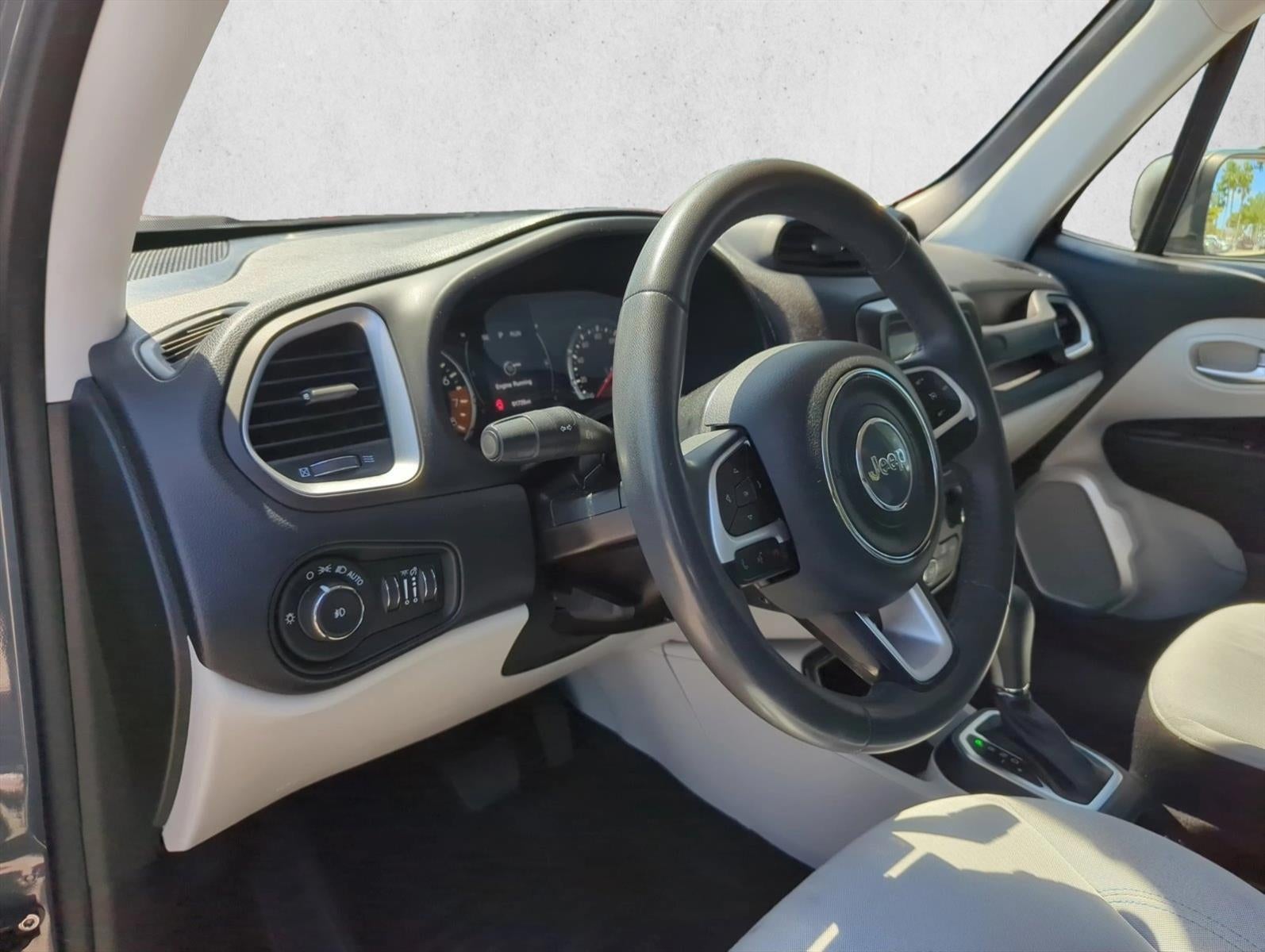 2020 Jeep Renegade Latitude FWD