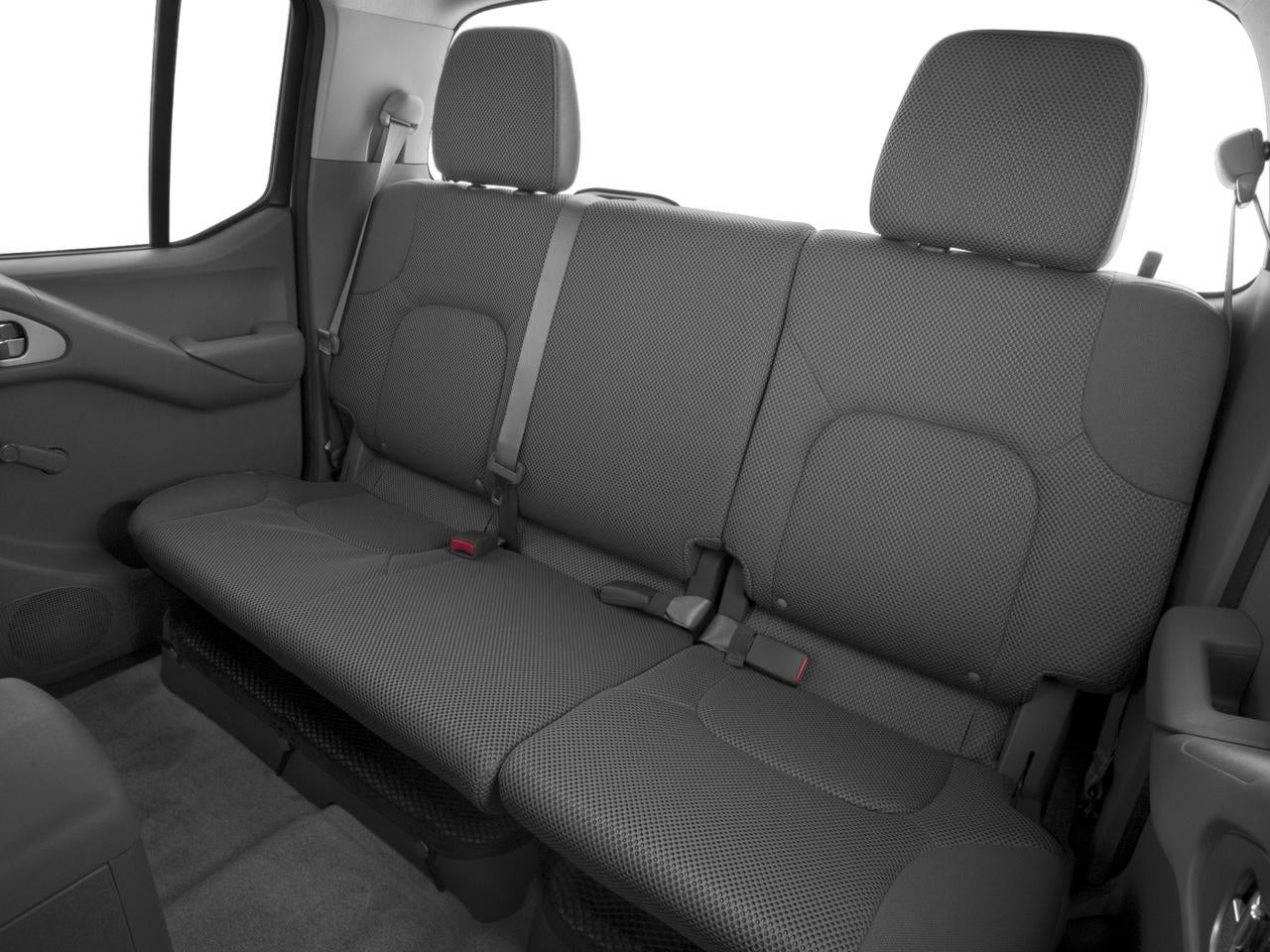 2016 Nissan Frontier 2WD Crew Cab SWB Auto S