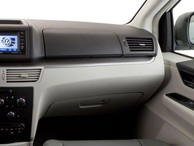 2010 Volkswagen Routan 4dr Wgn SE