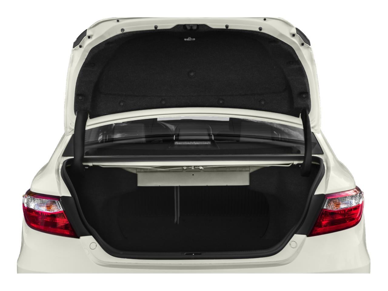 2015 Toyota Camry 4dr Sdn I4 Auto XSE (Natl)