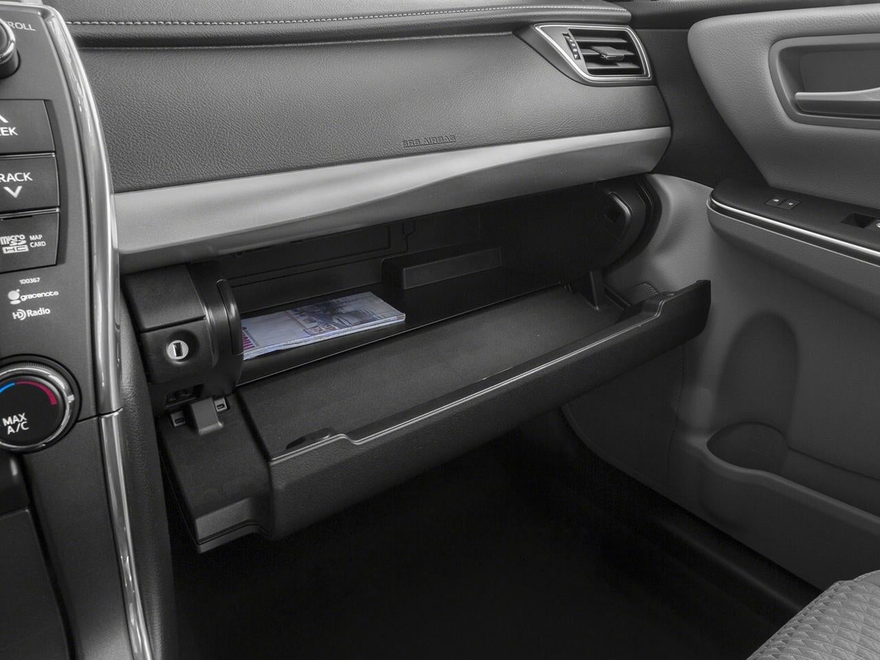 2016 Toyota Camry 4dr Sdn I4 Auto SE w/Special Edition Pkg (Natl)