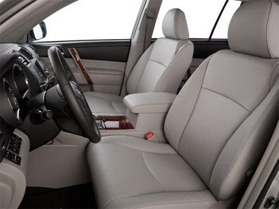 2012 Toyota Highlander 4WD 4dr V6 (Natl)