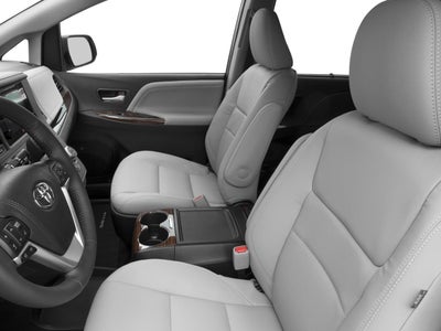 2017 Toyota Sienna XLE Auto Access Seat FWD 7-Passenger (GS)