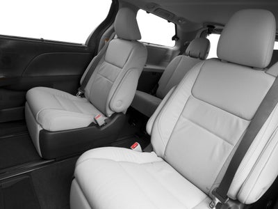 2017 Toyota Sienna XLE Auto Access Seat FWD 7-Passenger (GS)