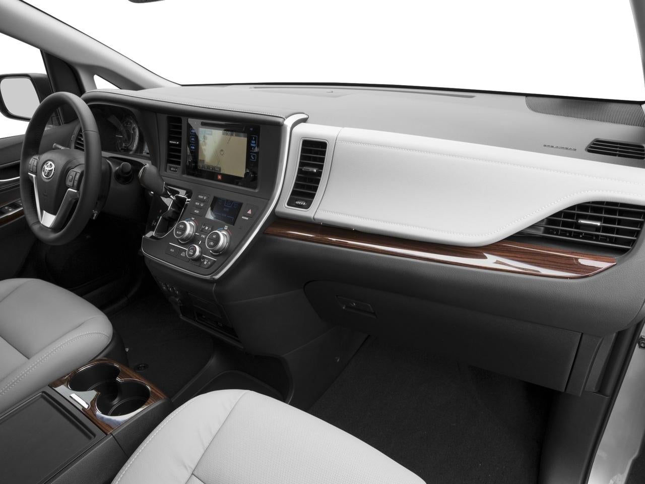 2017 Toyota Sienna XLE Auto Access Seat FWD 7-Passenger (GS)