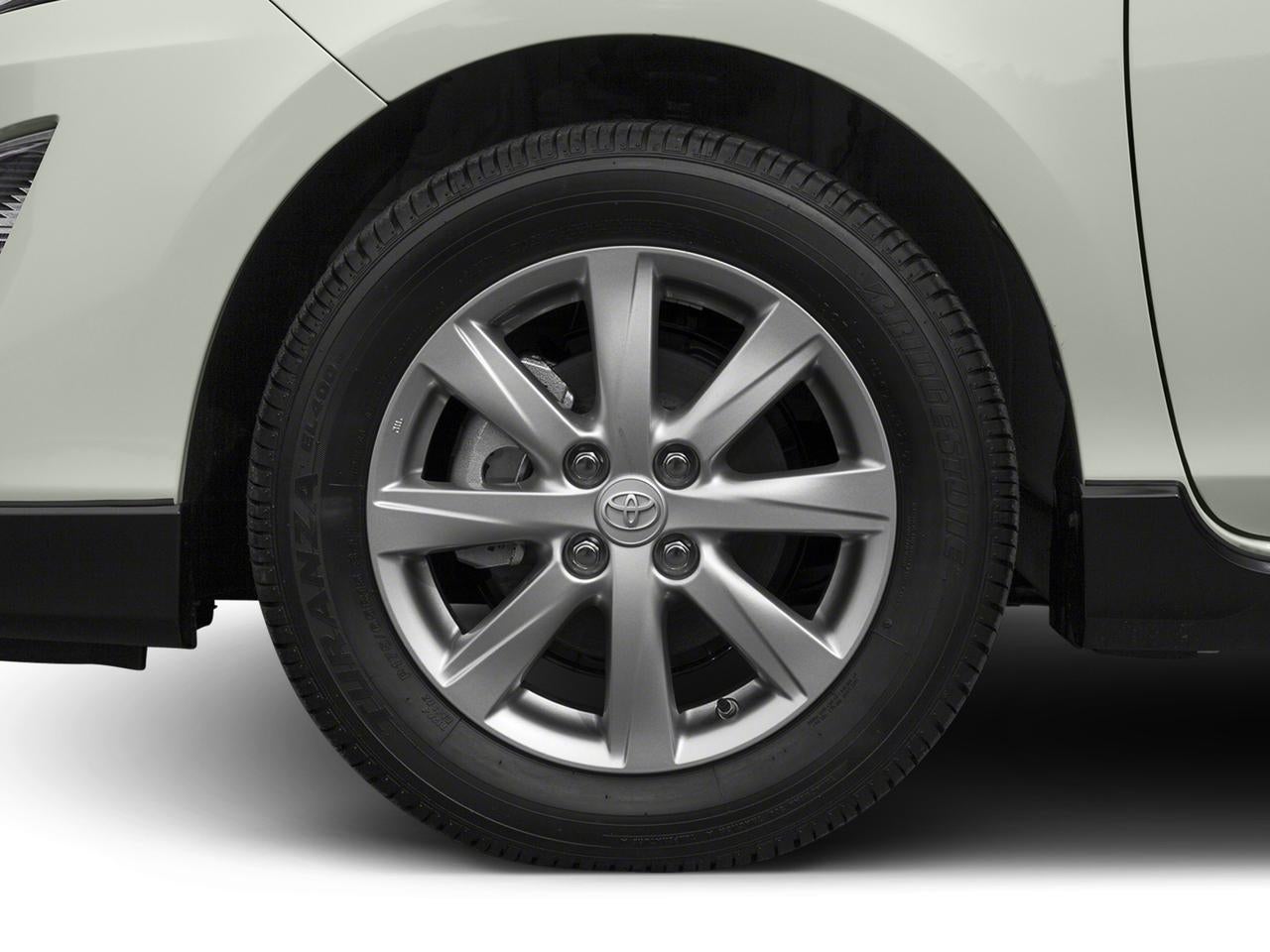 2017 Toyota Prius c Two (GS)