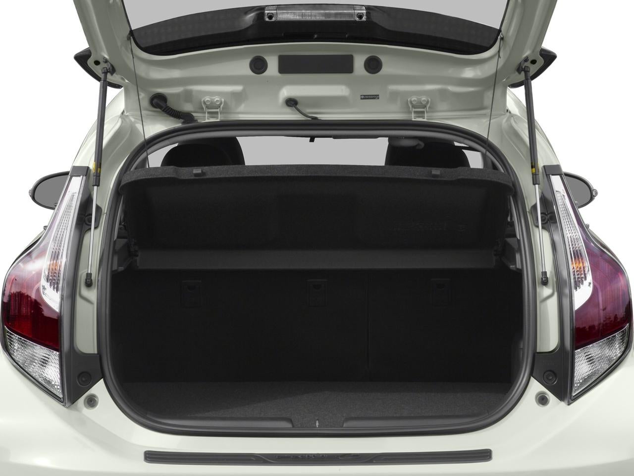 2017 Toyota Prius c Two (GS)