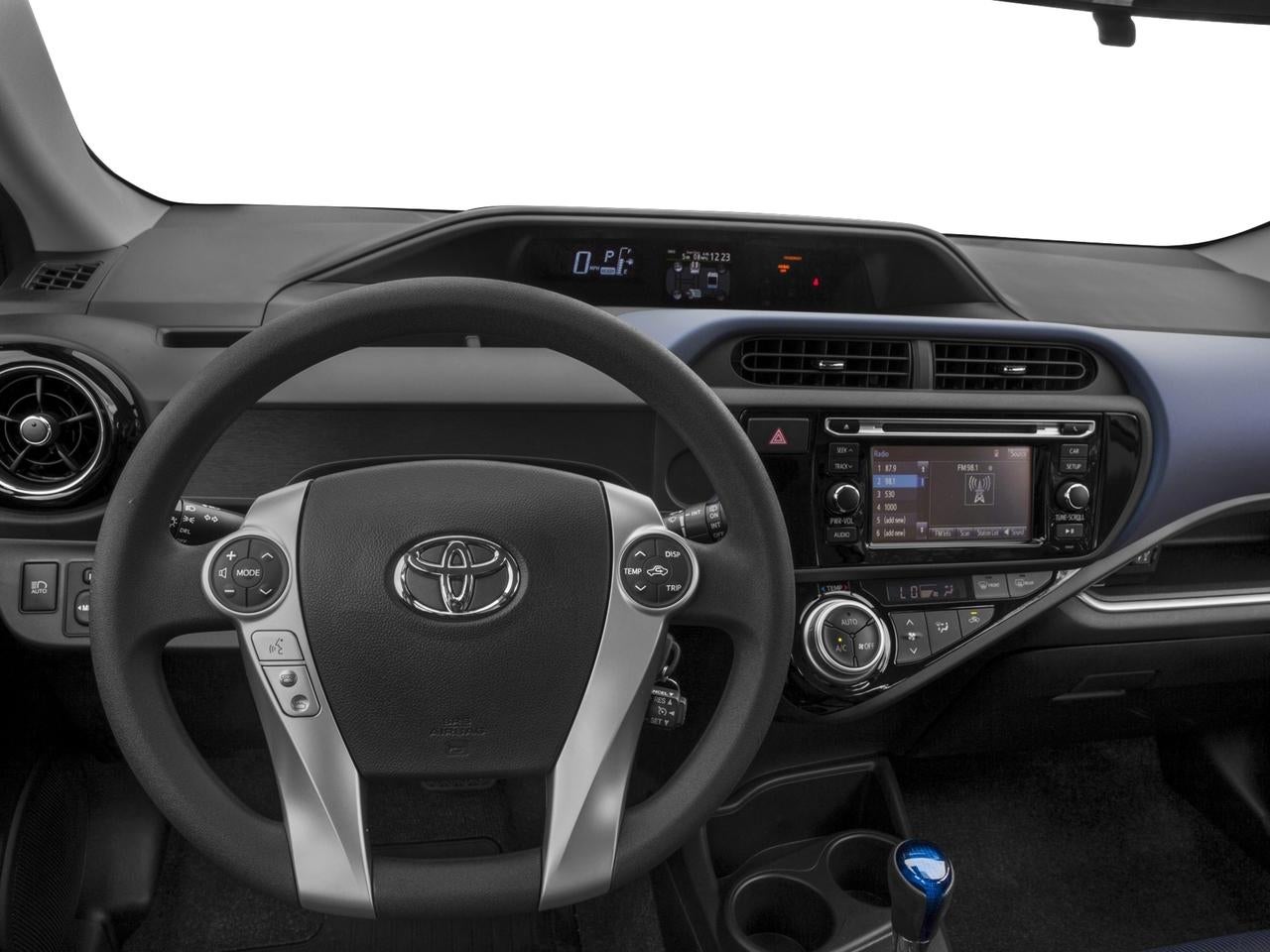 2017 Toyota Prius c Two (GS)