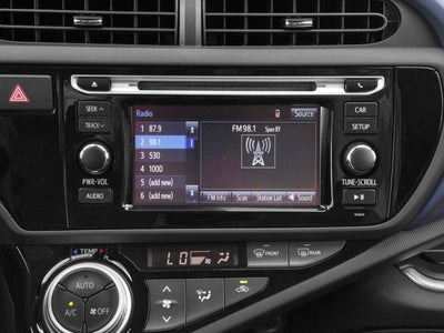 2017 Toyota Prius c Two (GS)