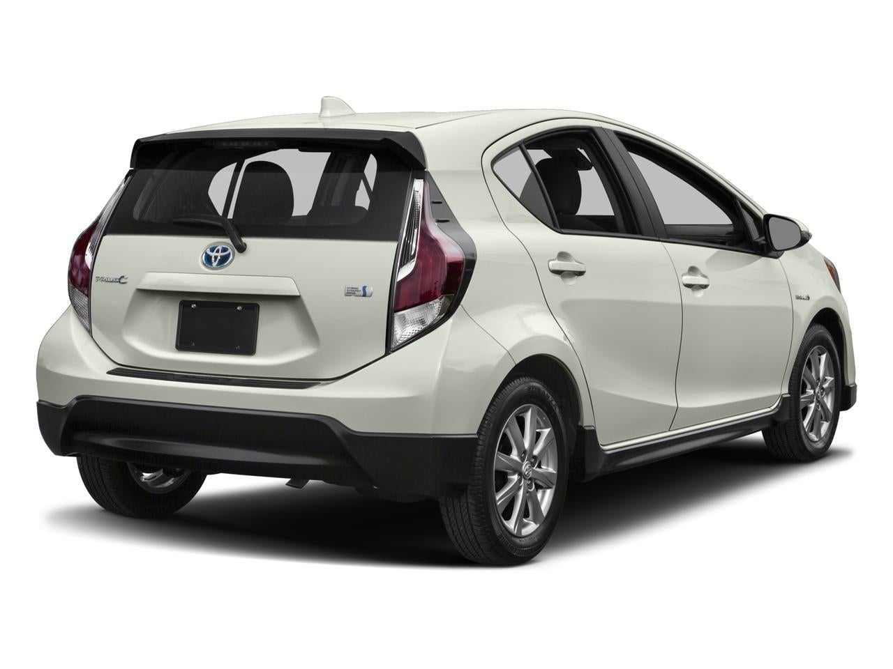 2017 Toyota Prius c Two (GS)