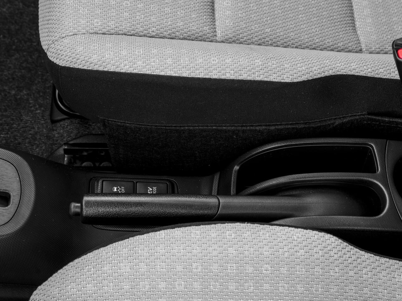 2016 Toyota Prius c 5dr HB Three (SE)